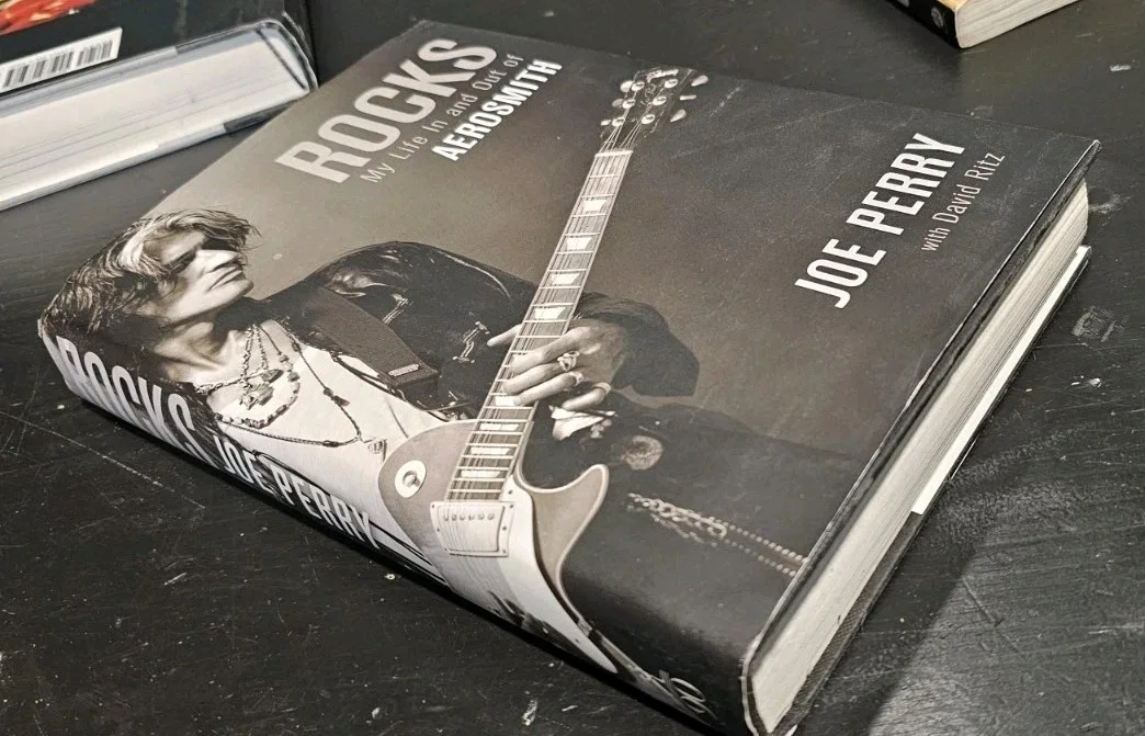 Collection Of Aerosmith Books AUTOGRAPHED Joe Perry Rocks, Joey Kramer Hit Hard, изображение 2