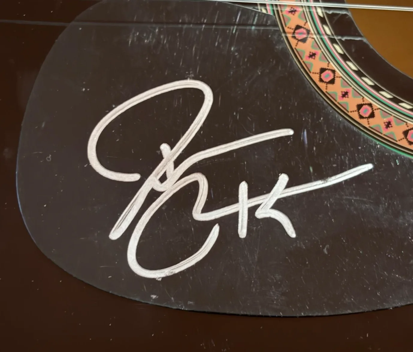 Darius Rucker — DARIUS RUCKER SIGNED AUTOGRAPH ACOUSTIC GUITAR LEARN TO LIVE CHARLESTON JSA C, изображение 3