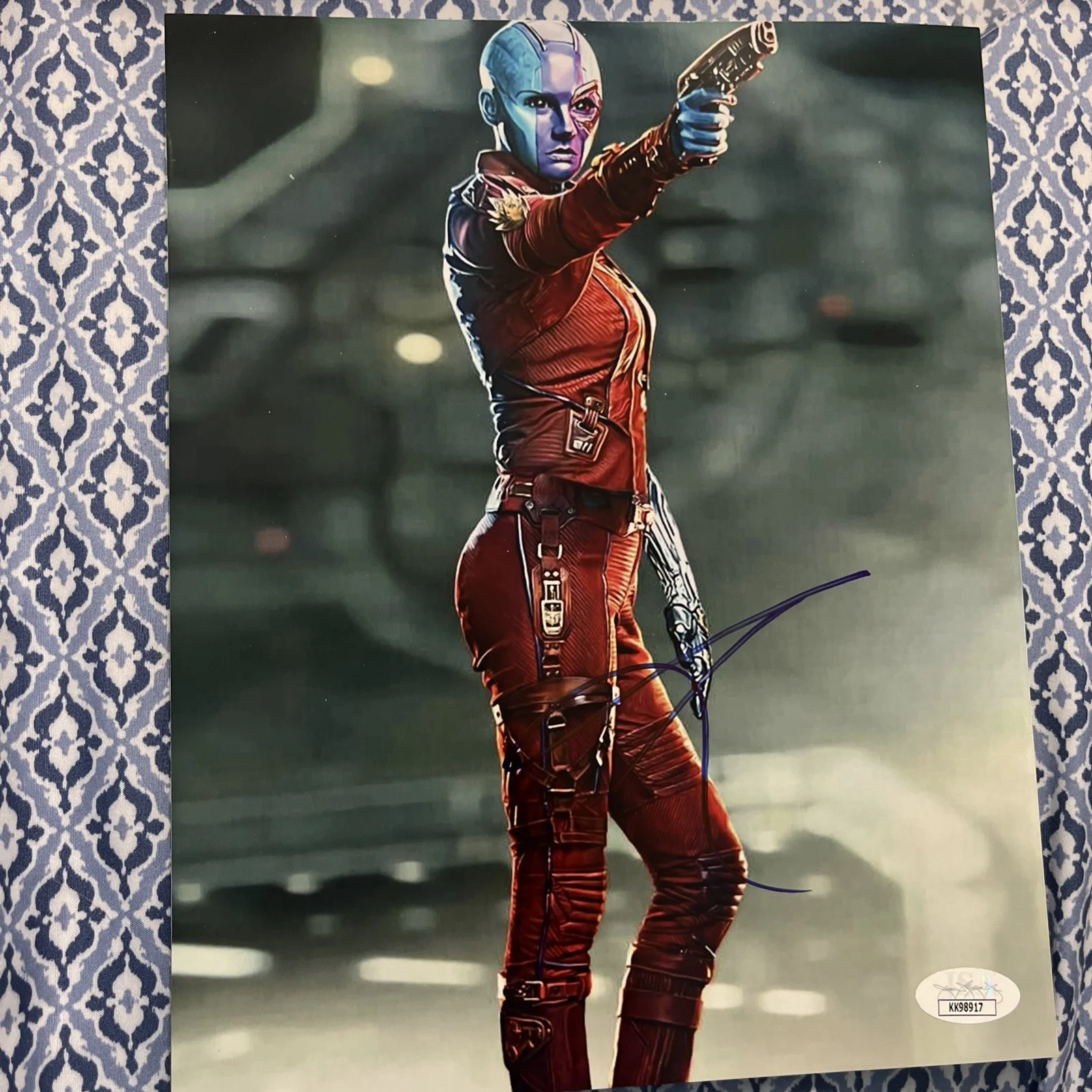 Karen Gillan — Karen Gillan Guardians of the Galaxy 8x10 Signed Photo JSA Certified Autograph, изображение 2