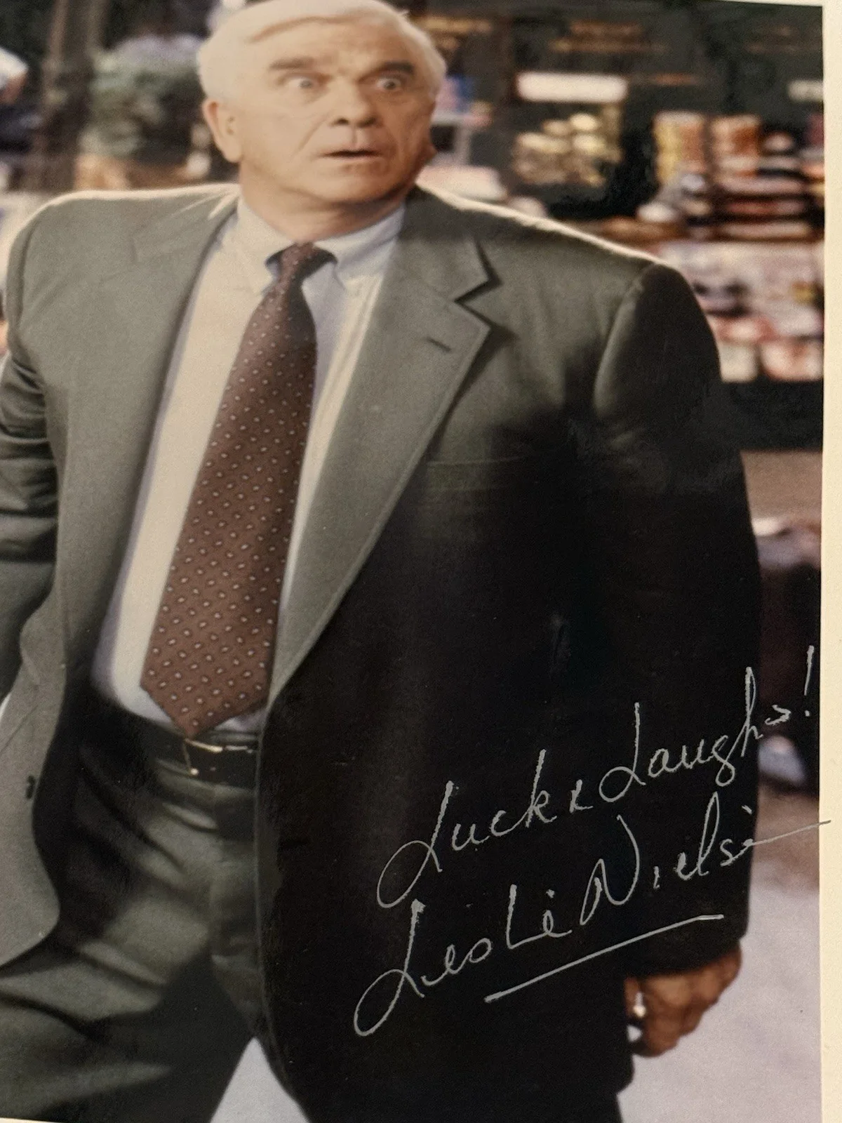 Leslie Nielsen Signed 8x10 The Naked Gun, изображение 3
