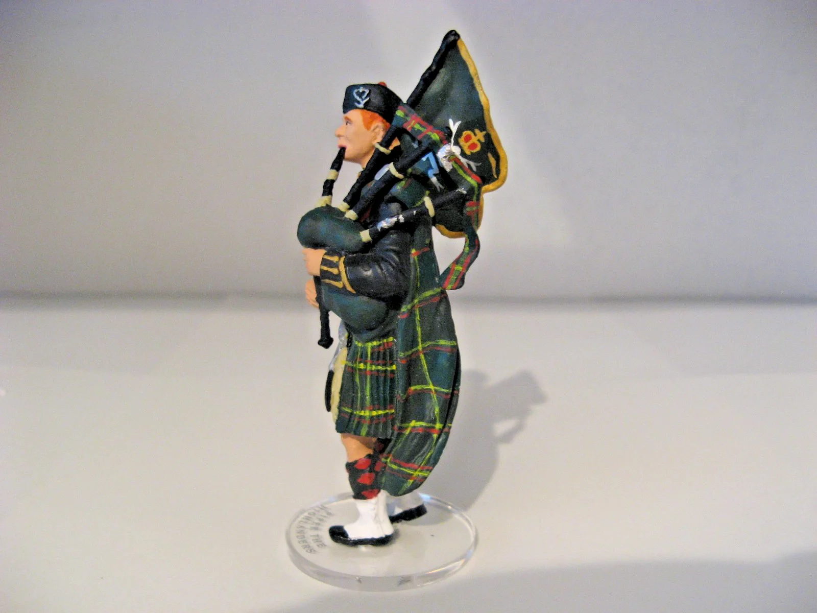 Corgi Icon Piper The Highlanders Figure With Box & Packaging No F07191, image 3