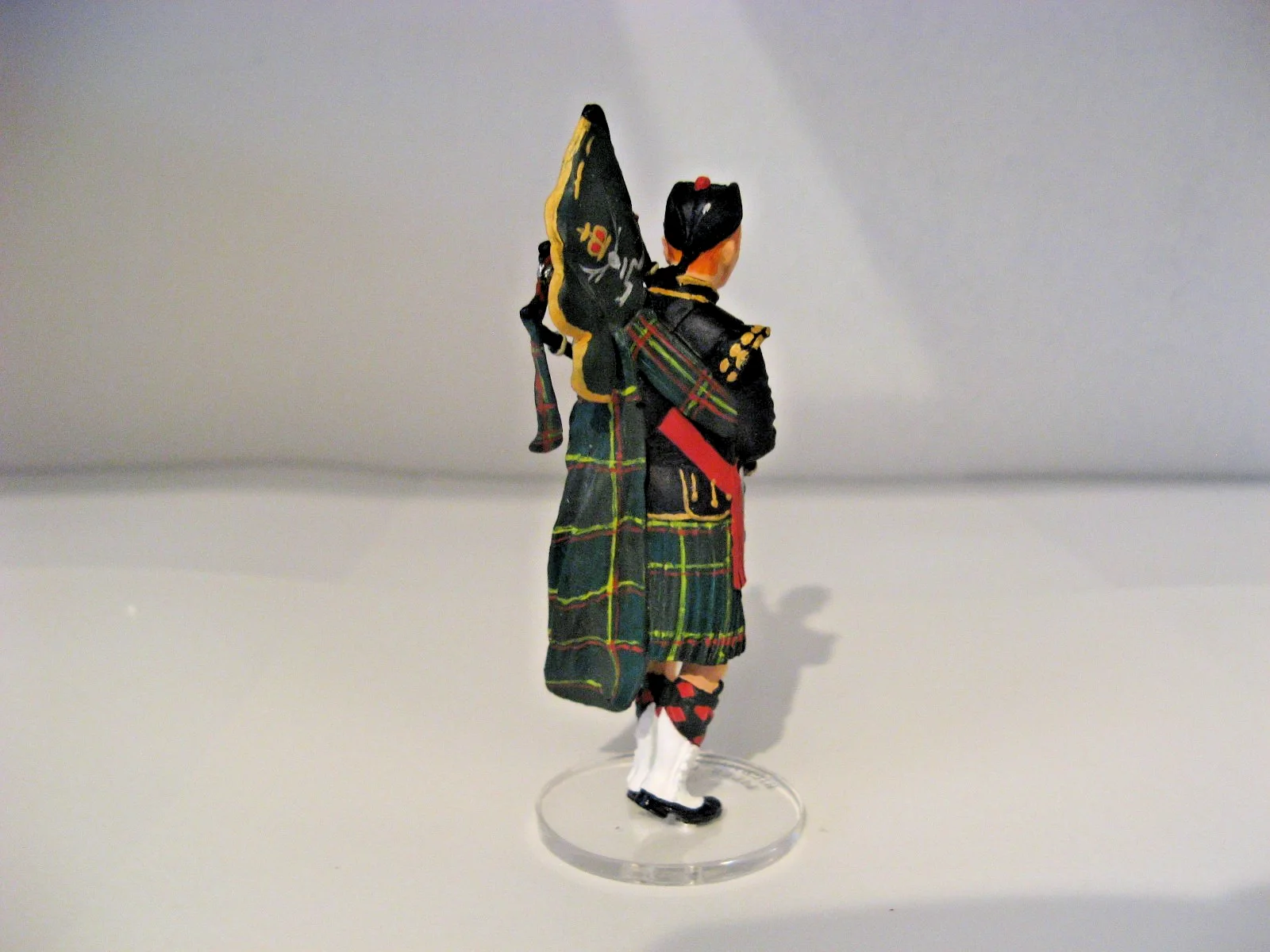 Corgi Icon Piper The Highlanders Figure With Box & Packaging No F07191, image 4