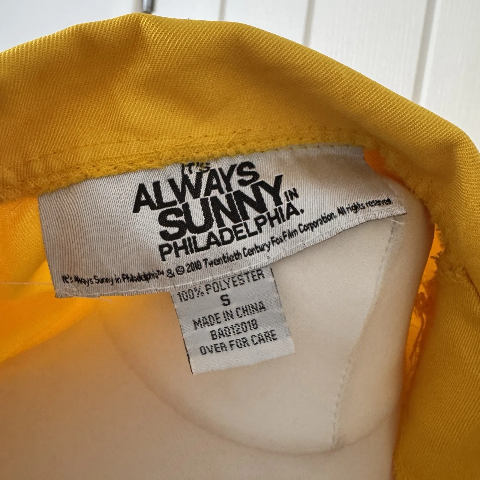 ‘It’s Always Sunny In Philadelphia’ Yellow Blazer Jacket Show Memorabilia Size S, image 2