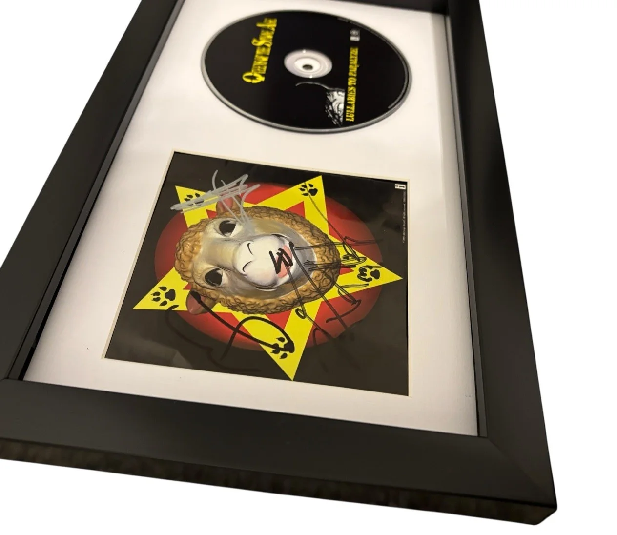 QUEENS OF THE STONE AGE SIGNED AUTOGRAPH x4 LULLABIES PARALYZE FRAMED CD JOSH +3, image 2