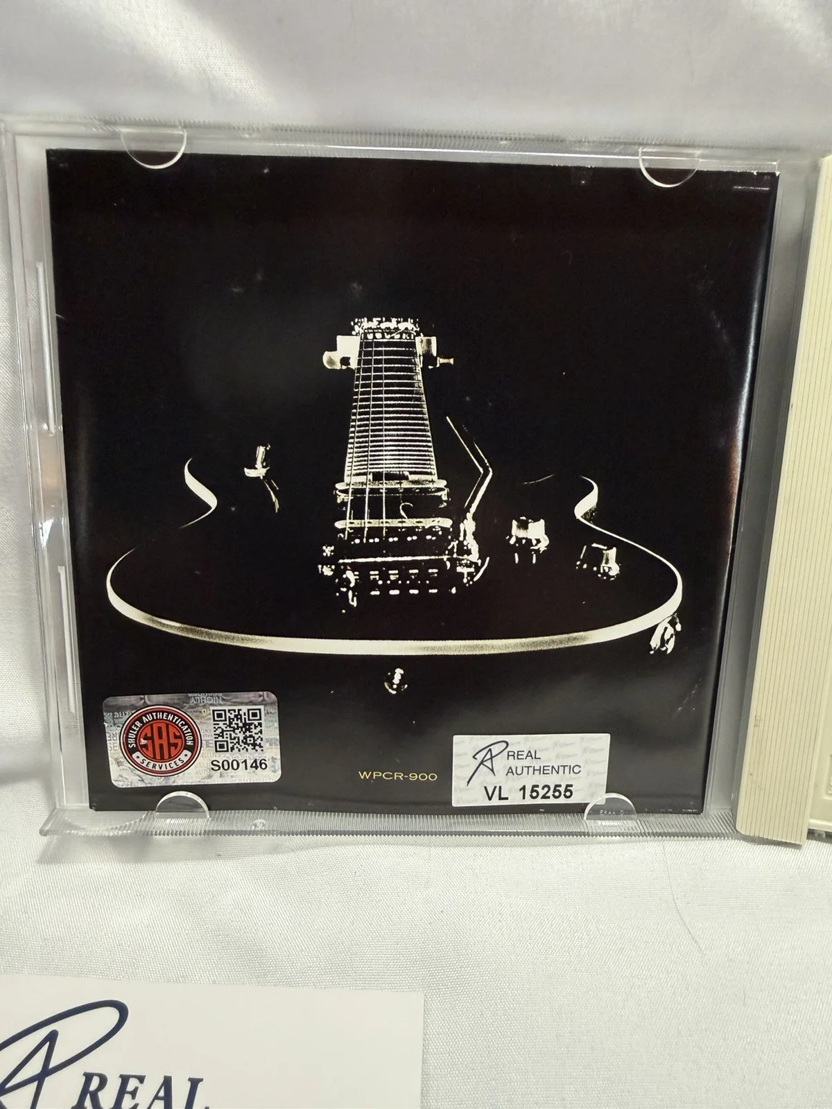 Eddie Van Halen Signed CD Cover w/CD Van Halen Best Of Volume 1 Two COA’s, image 2