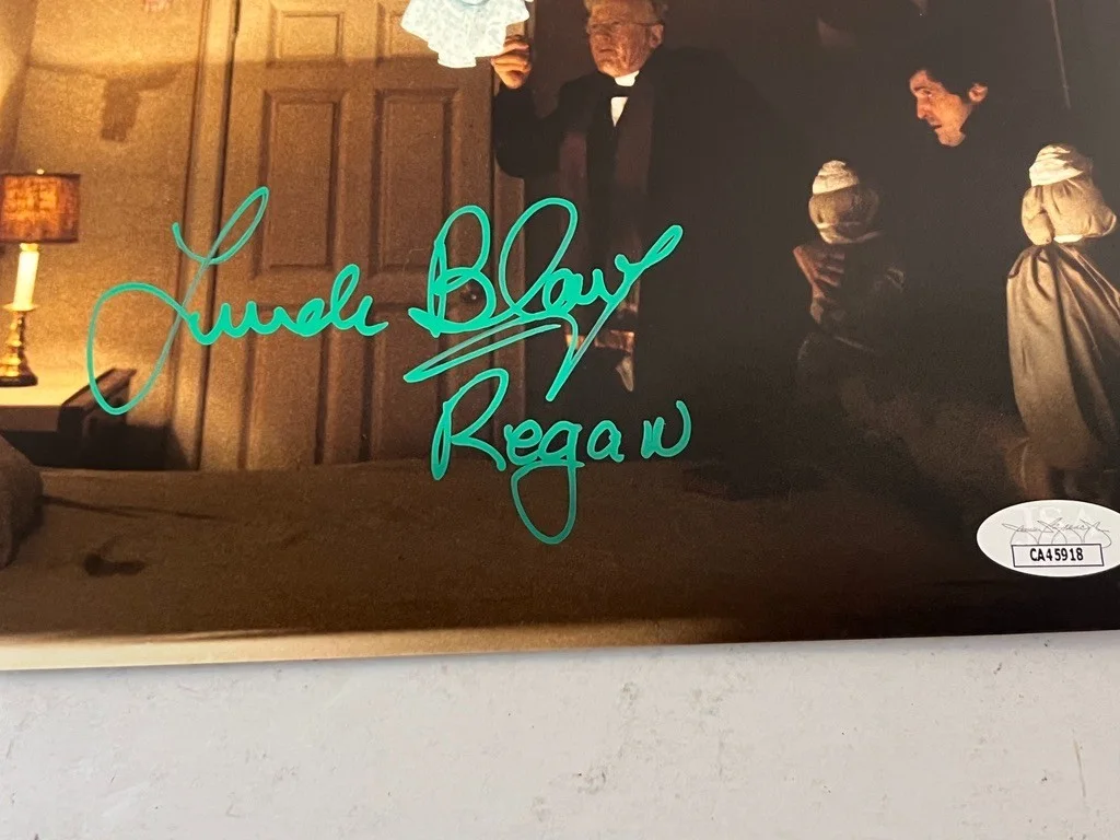 Linda Blair — Linda Blair Hand Signed The Exorcist Regan 8x10 Photo Autograph JSA COA, изображение 2