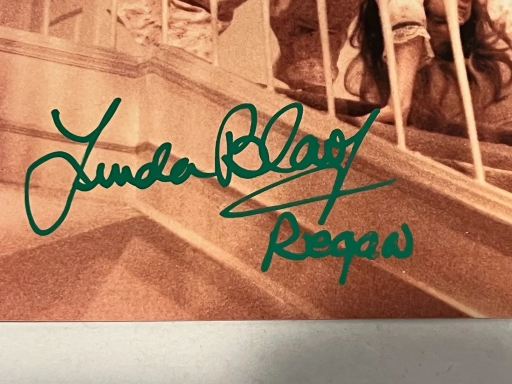 Linda Blair — Linda Blair Hand Signed The Exorcist Regan 8x10 Photo Autograph JSA COA, изображение 2