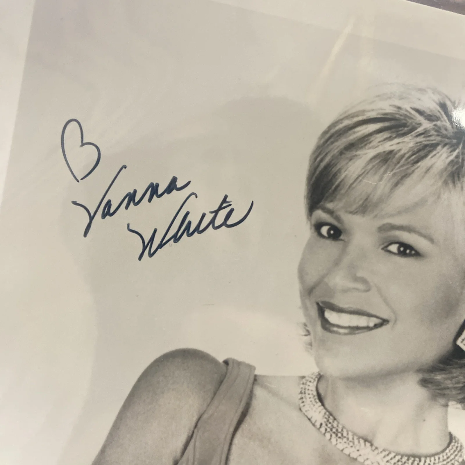 Vanna White — 8x10 vanna white signed Promo photo wheel of fortune, изображение 2