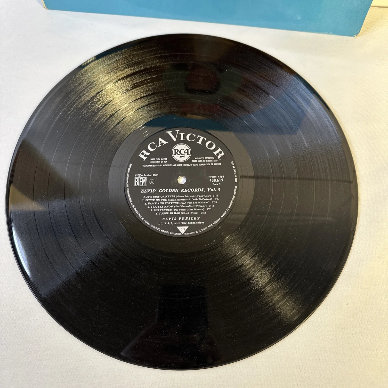 ELVIS Golden Records volume 3 RCA Victors 12” vinyl pre-owned, image 3