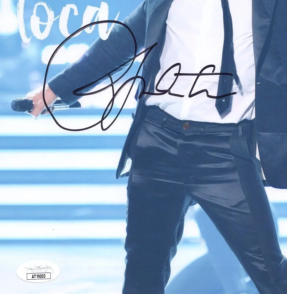 RICKY MARTIN — Ricky Martin signed 8x10 Photo SUPER BOWL b PROOF Livin La Vida Loca JSA COA, изображение 3