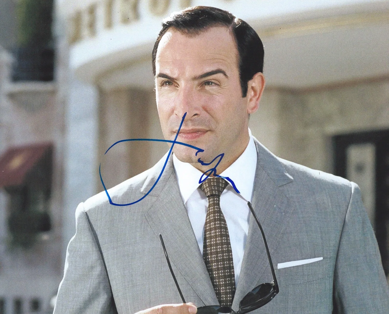 Jean Dujardin — Jean Dujardin signed The Artist 8x10 photo - In Person. Oscar Winner