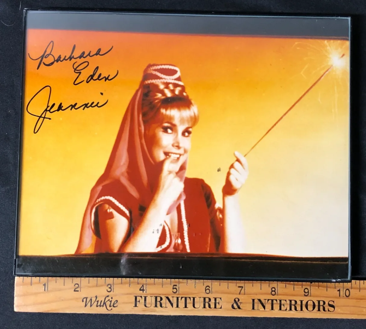 Barbara Eden — Barbara Eden Signed Autographed 8x10 Photo I Dream of Jeannie Framed, изображение 4