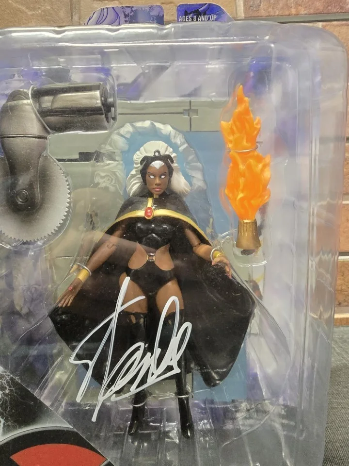 Stan Lee — Stan Lee Signed Marvel Select Storm Figure + Annihilation Comic READ DESCRIPTION, изображение 2