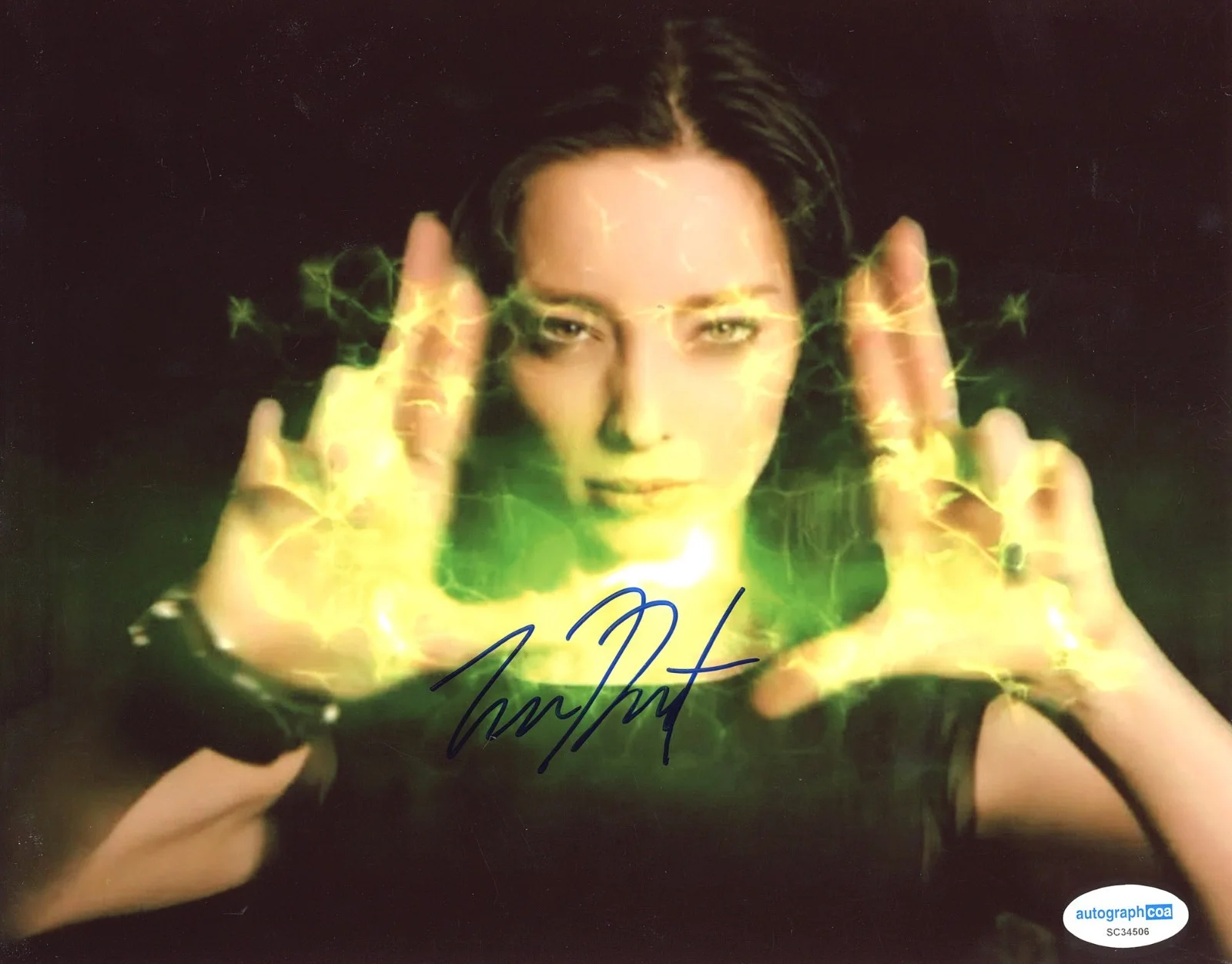 Emma Dumont — Emma Dumont signed "THE GIFTED" 8x10 Photo PROOF b POLARIS Lorna Dane ACOA COA, изображение 3