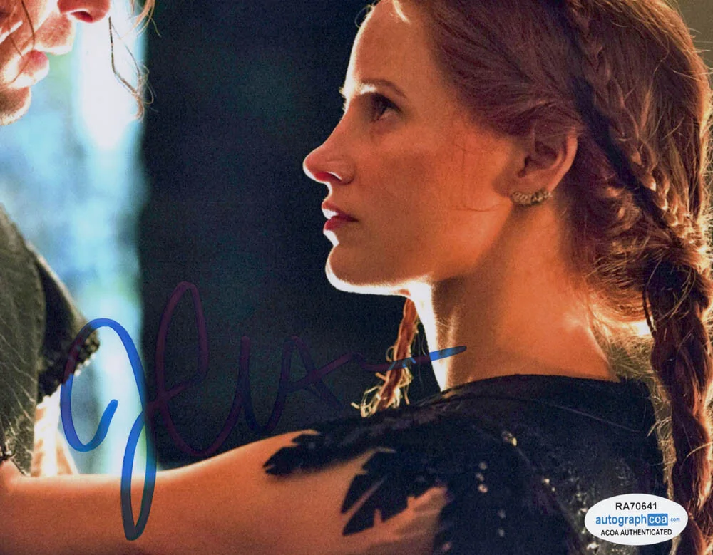 JESSICA CHASTAIN — Jessica Chastain signed Autographed "THE HUNTSMAN" 8x10 Photo Proof ACOA COA, image 4