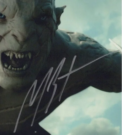 Manu Bennett — MANU BENNETT - 'Azog' In The Hobbit: The Desolation Of Smaug Signed 8x10 W/COA, image 2