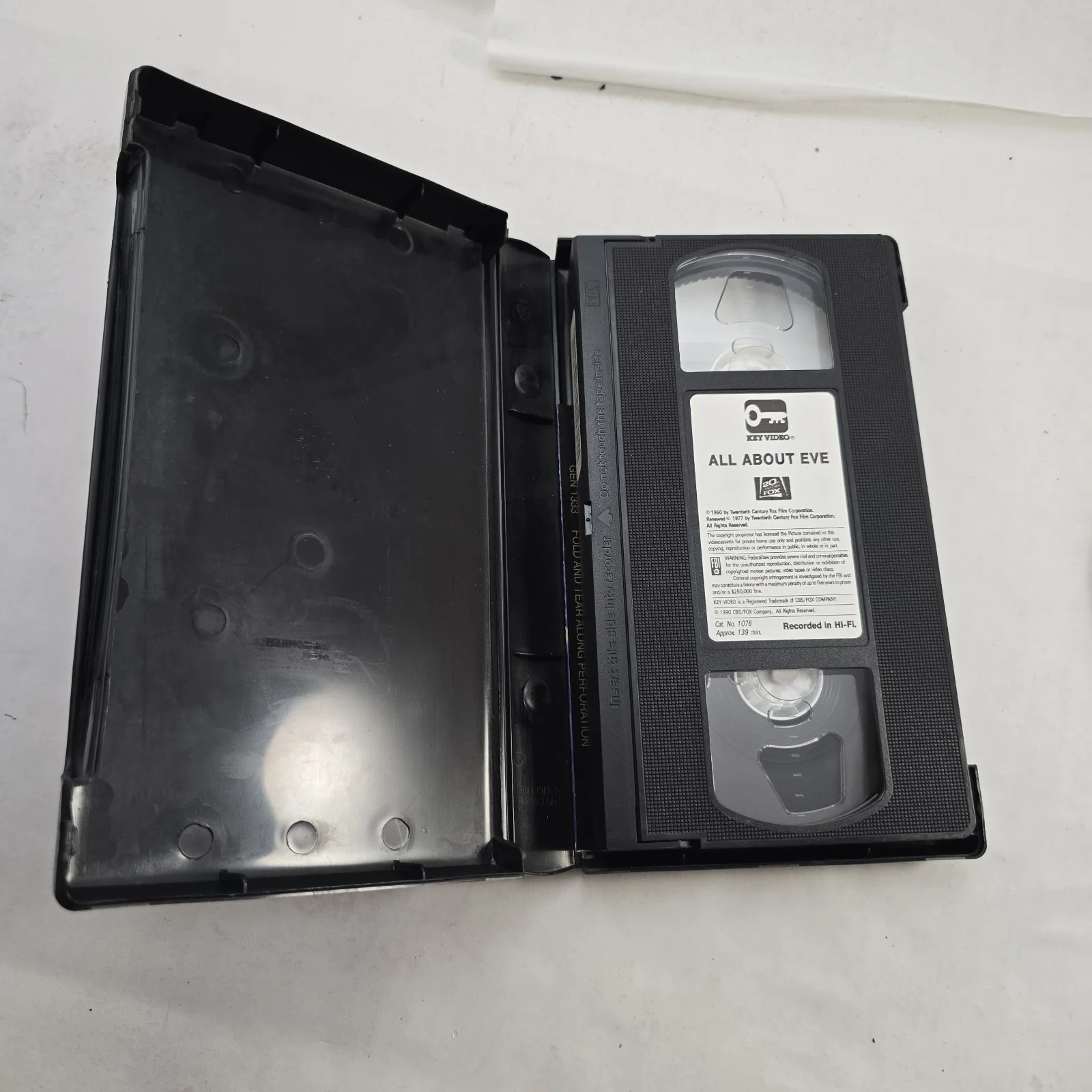 Celeste Holms — Signed All About Eve Studio Classic VHS Celeste Holm – Classic Film Autograph, изображение 5