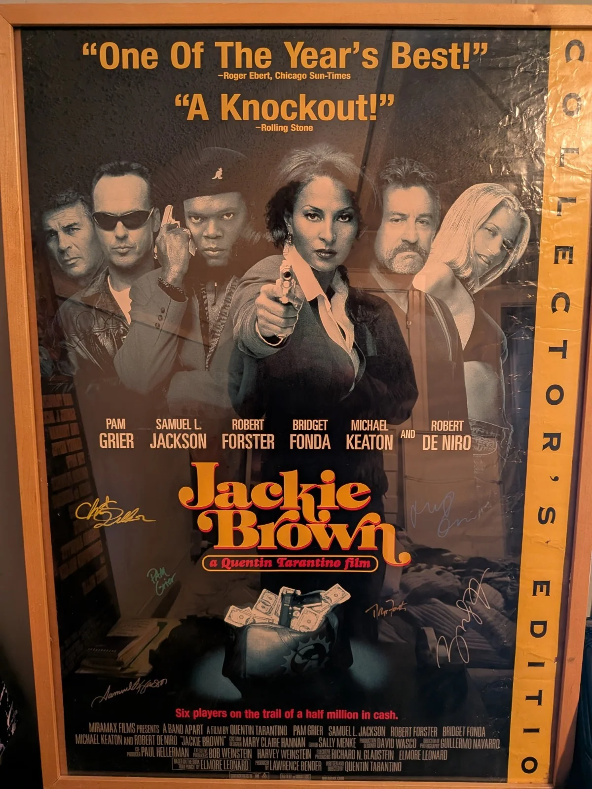 Pam Grier, Samuel L. Jackson, Robert Forster, Michael Keaton, and — 1997 Jackie Brown Original Autographed Movie Poster "Pam Grier & Cast" w/o COA