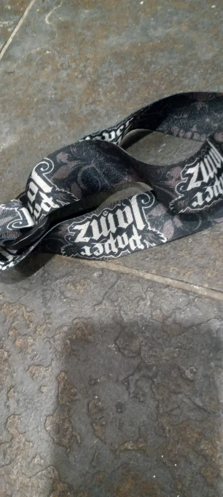 AC/DC Paper Jamz Guitar Rock With Box And Strap, image 5