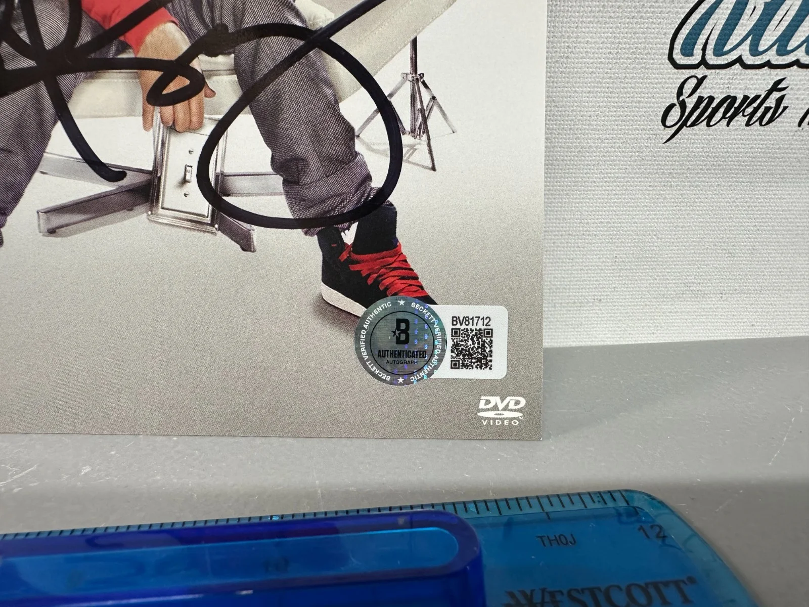 JOSEPH JO KOY LIGHTS OUT SIGNED AUTOGRAPHED DVD COVER BOOKLET-BECKETT BAS COA, image 3