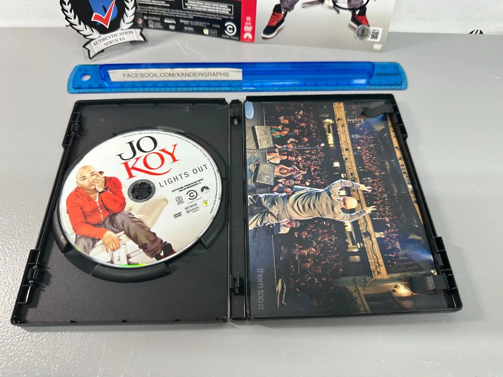 JOSEPH JO KOY LIGHTS OUT SIGNED AUTOGRAPHED DVD COVER BOOKLET-BECKETT BAS COA, image 4