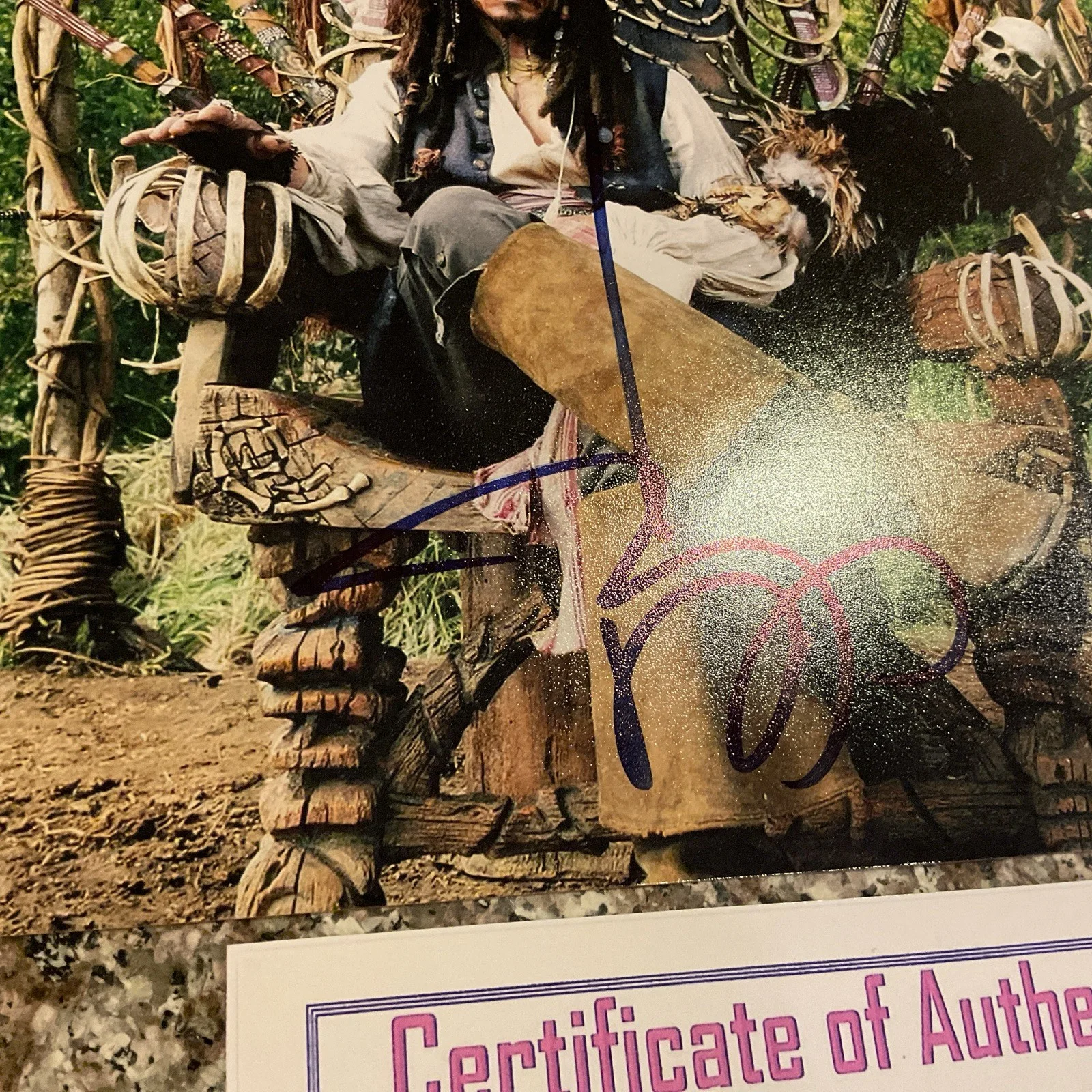 Johnny Depp — Johnny Depp Signed Autographed 8x10 Pirates Of The Caribbean Photo W/ COA, изображение 2