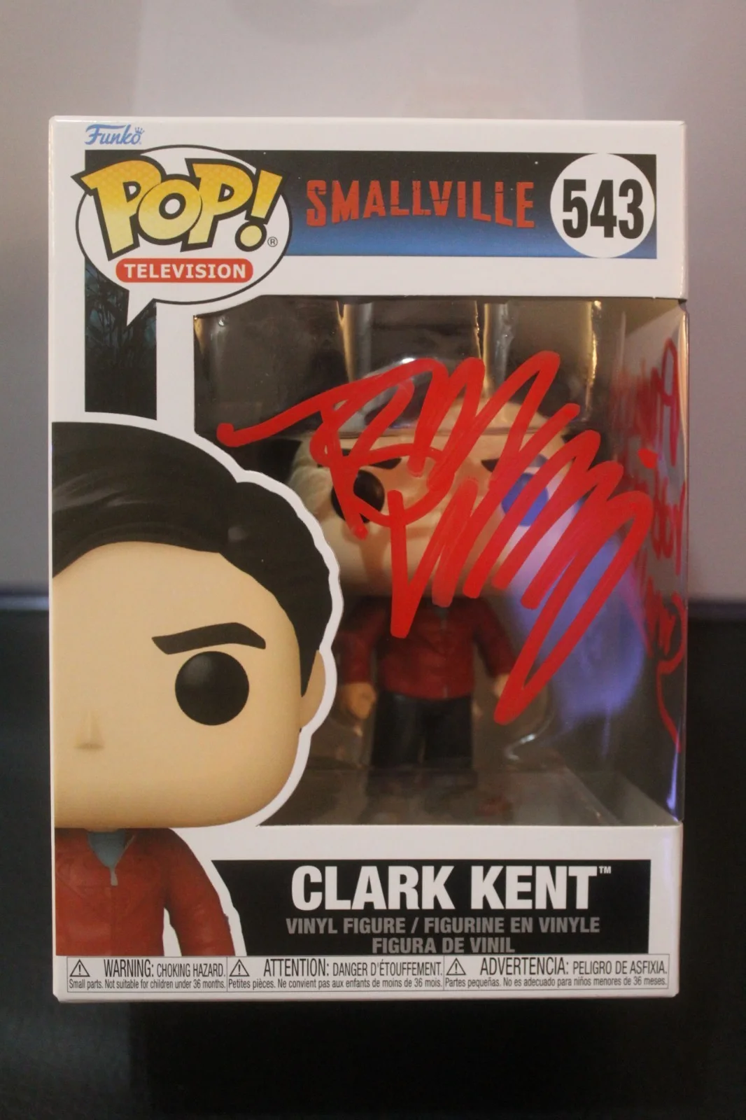 Tom Welling — Signed Funko Pop #543 Smallville - Clark Kent - Tom Welling + COA