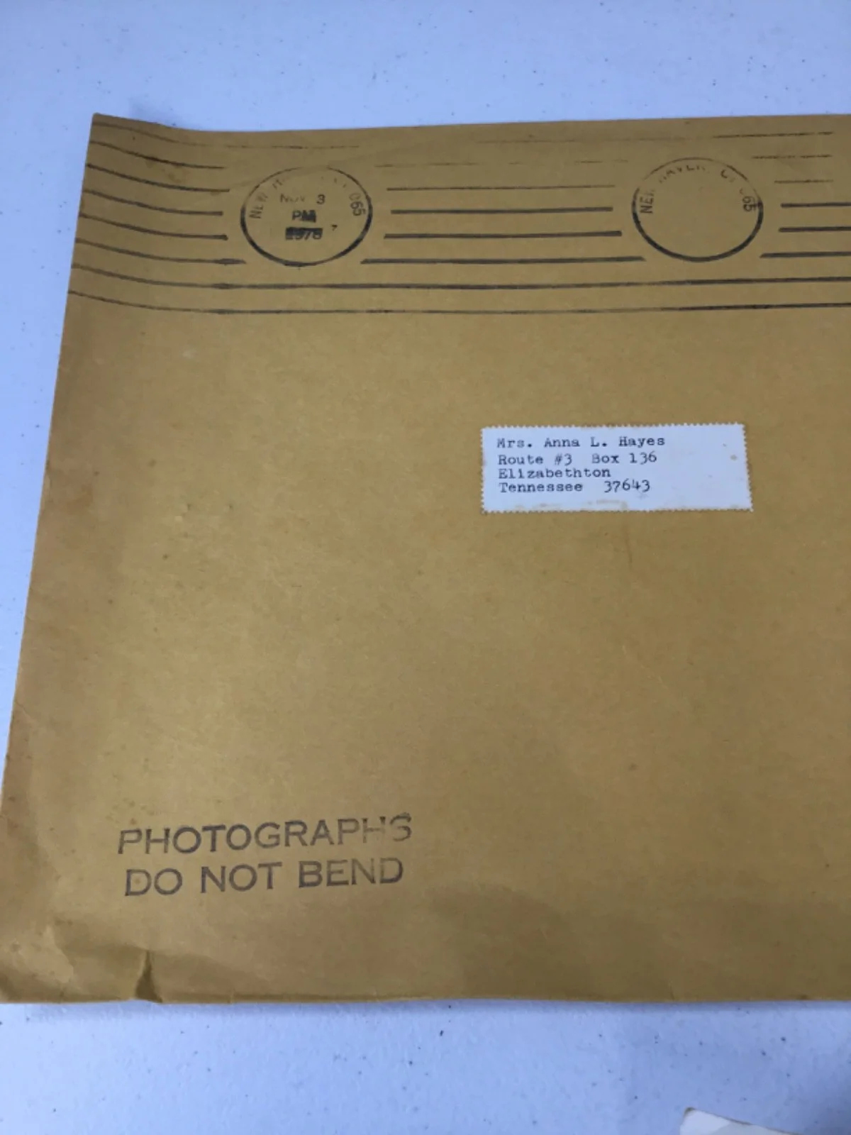 Elizabeth Taylor — Authentic Signed Elizabeth Taylor 8x10 Glossy Photo B/W, W/Envelope, image 5