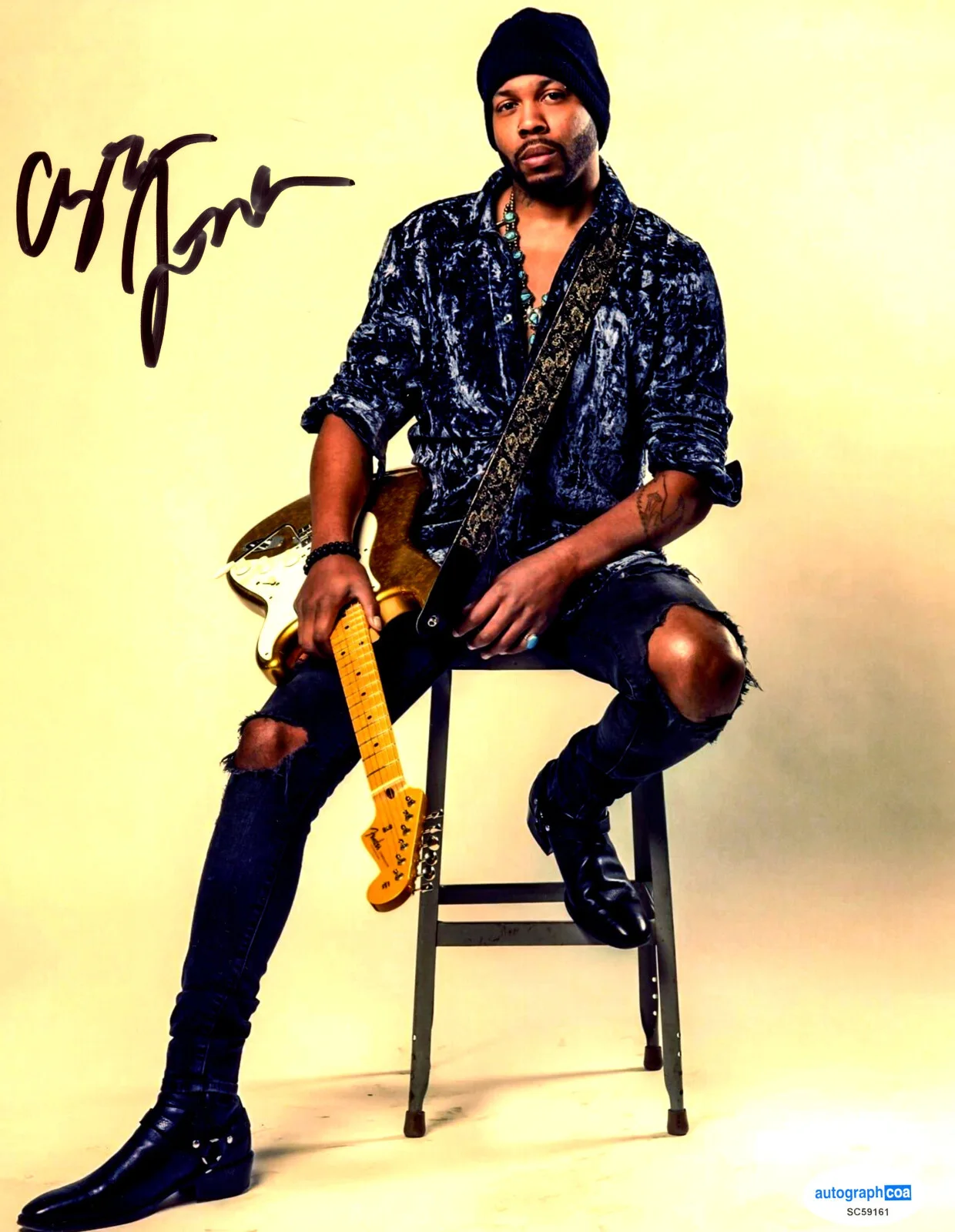 Ayron Jones Guitarist Signed CHRONICLES OF THE KID 8x10 Photo ACOA D, изображение 2