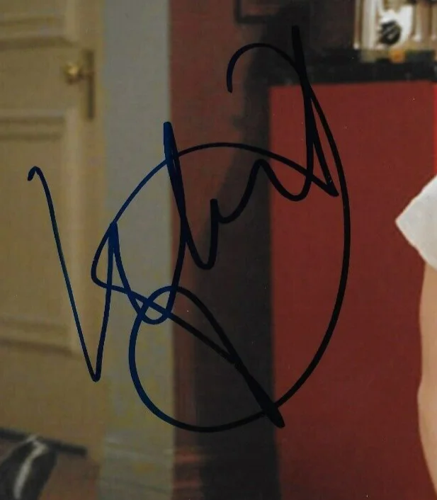 Chris D'Elia — Signed Chris D'Elia Whitney Cummings Undateable 8x10 Photo #2 JSA Authentication, image 4