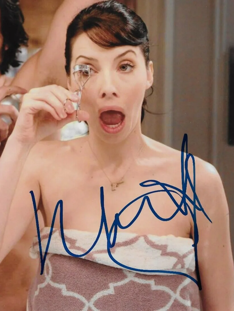 Chris D'Elia — Signed Chris D'Elia Whitney Cummings Undateable 8x10 Photo #1 JSA Authentication, изображение 4
