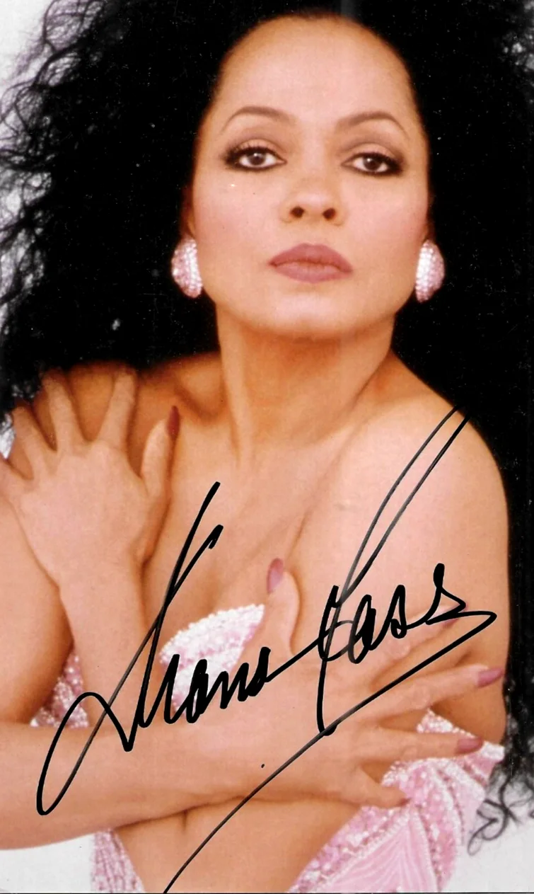 Diana Ross signed 8x10 color photo, image 2