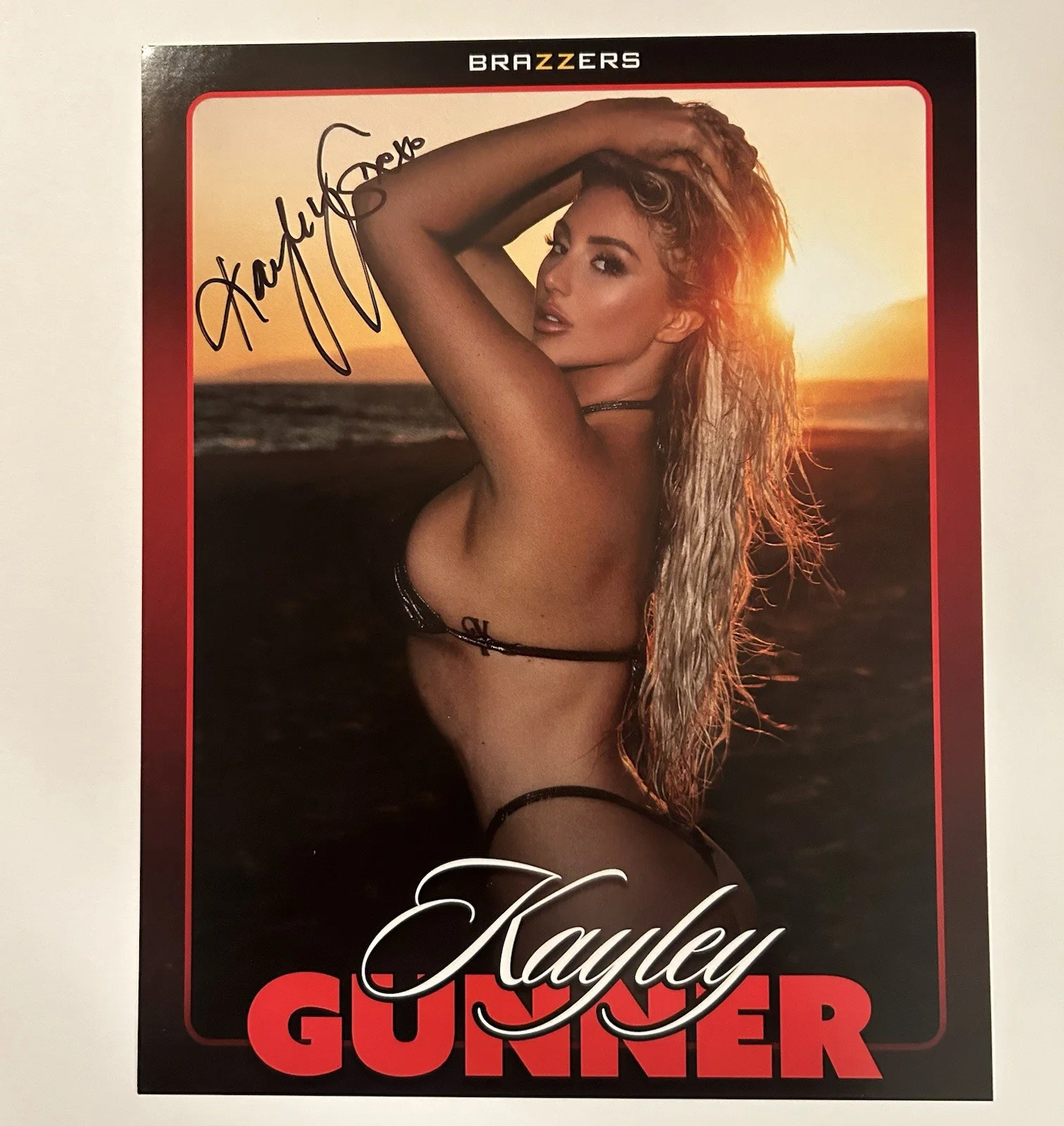 Kayley Gunner — Kayley Gunner Adult Star Brazzers Signed 8x10 Photo Card AVN Proof Pic
