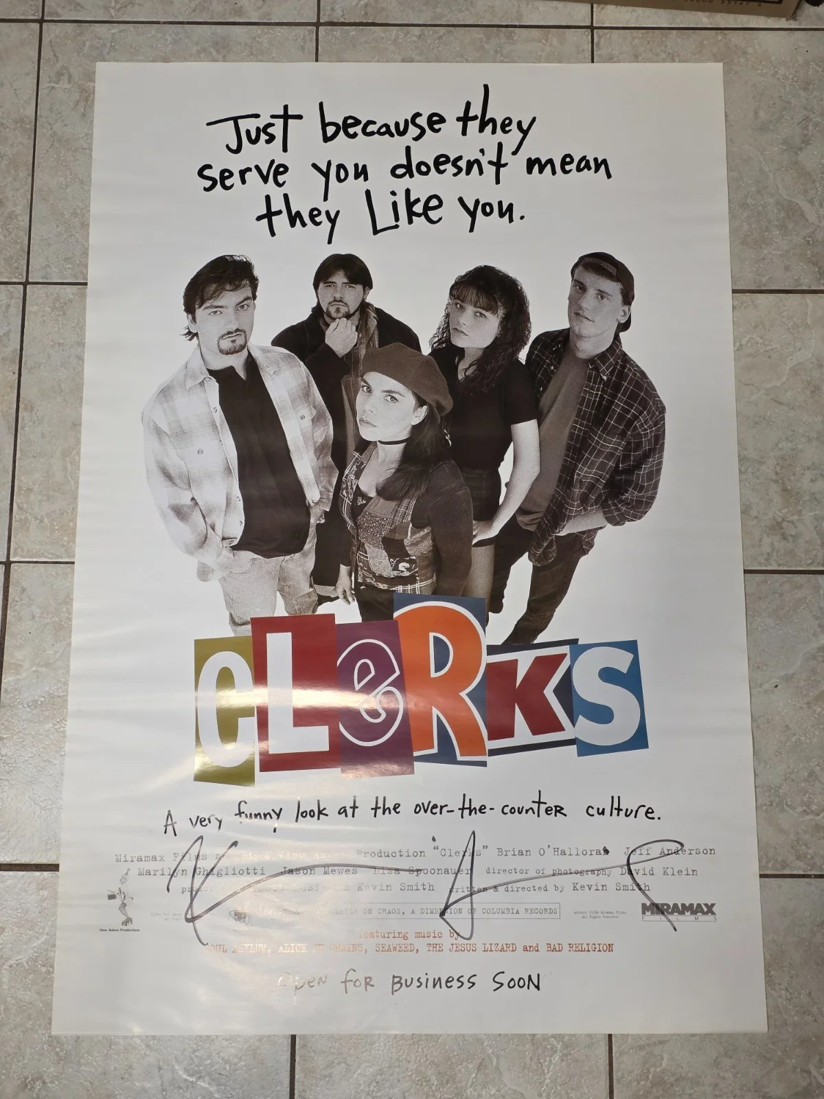 Kevin Smith — Kevin Smith Signed Clerks 27x40 Full Size Poster Autograph, image 5
