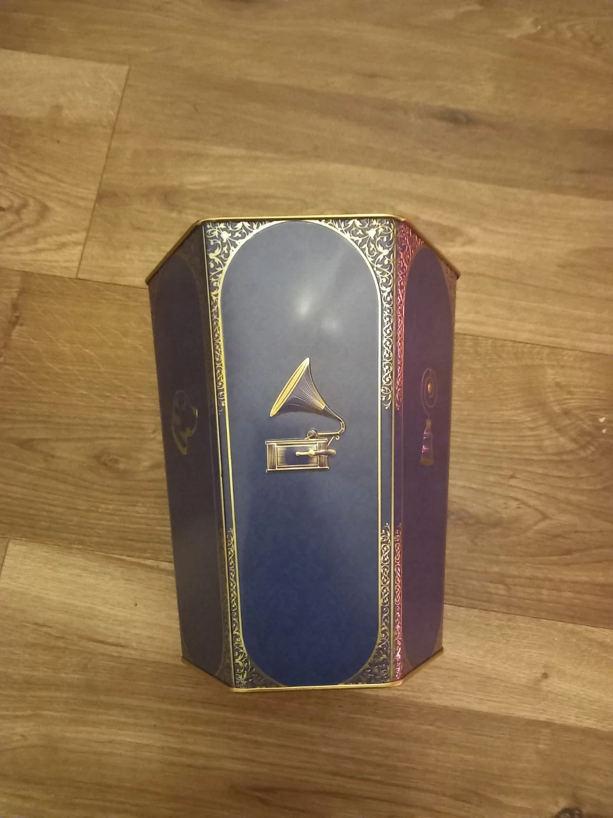Downton Abbey The Grand Finale Popcorn Bucket Odeon Exclusive Collectible, image 3