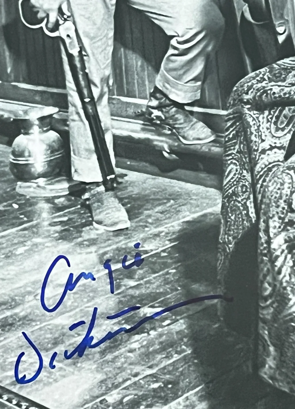Angie Dickinson — Angie Dickinson RIO BRAVO Signed 8x10 Photo (JSA), image 2