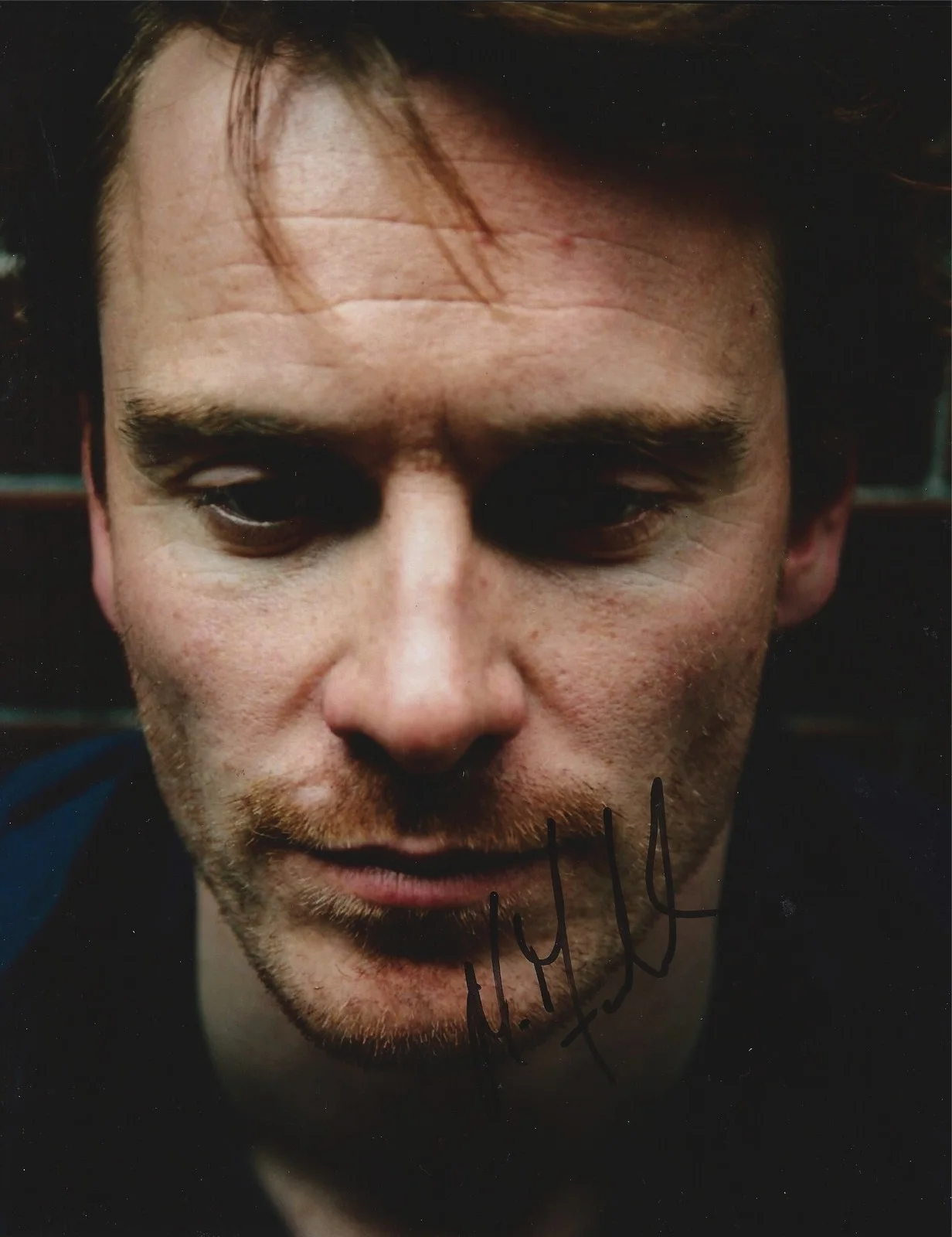 Michael Fassbender — Michael Fassbender signed 8x10 Photo - Proof - Assassin's Creed, Alien