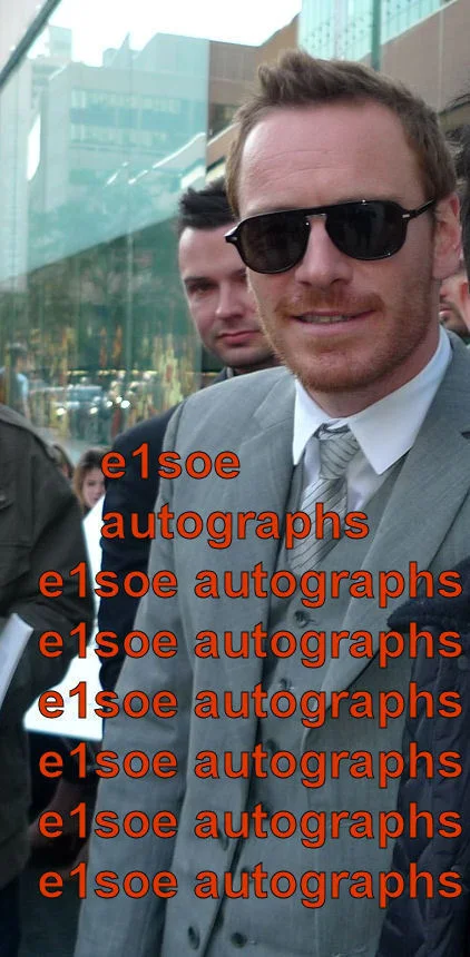 Michael Fassbender — Michael Fassbender signed 8x10 Photo - Proof - Assassin's Creed, Alien, image 2