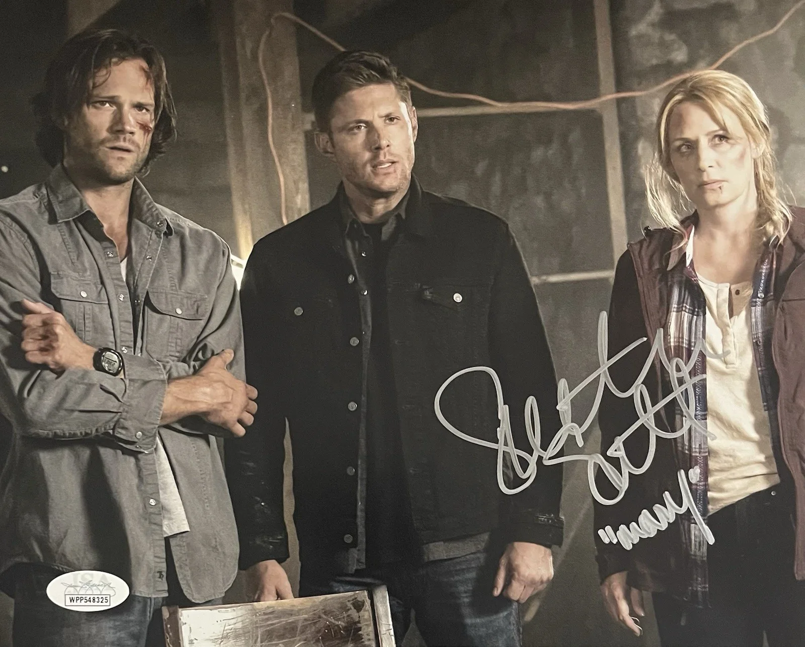 Samantha Smith — Samantha Smith Supernatural Signed 8x10 as Mary Winchester Photo Autograph JSA