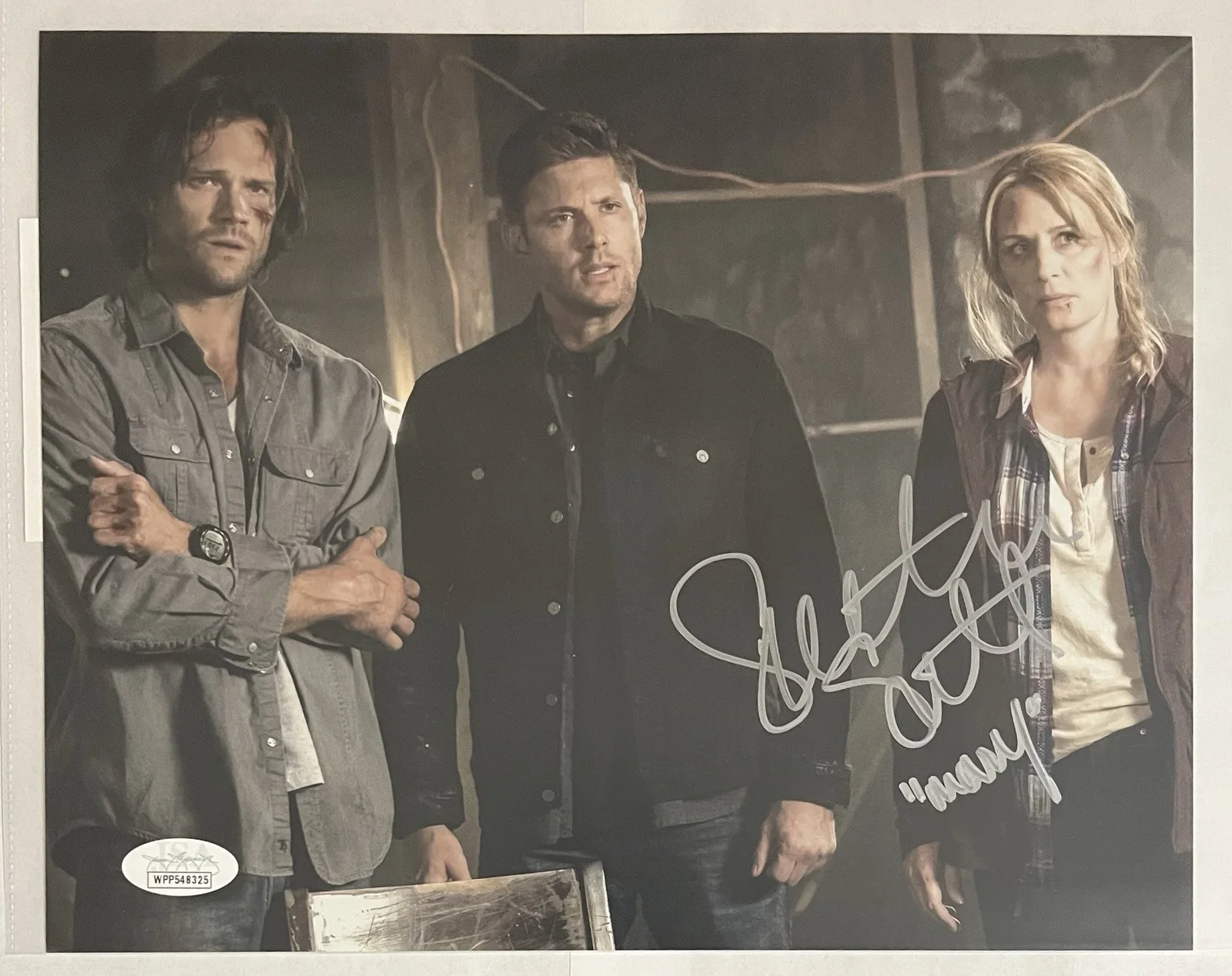 Samantha Smith — Samantha Smith Supernatural Signed 8x10 as Mary Winchester Photo Autograph JSA, image 4