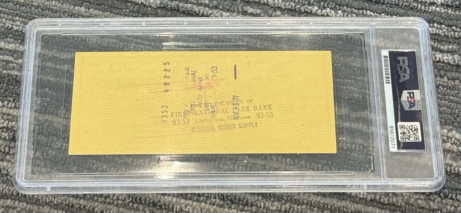 Peter Fonda — Peter Fonda Signed Autograph Authentic 1977 Bank Check PSA/DNA Encapsulated, изображение 2
