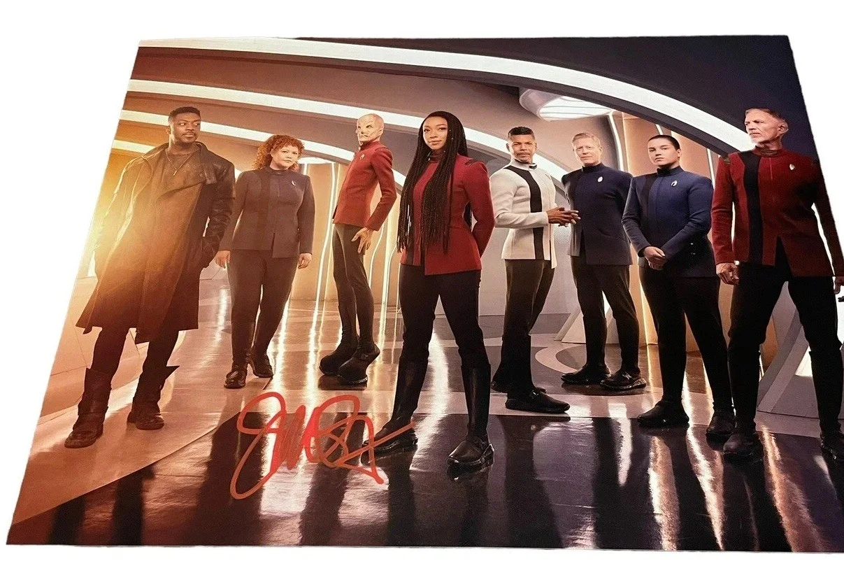 Sonequa Martin-Green — SONEQUA MARTIN-GREEN SIGNED AUTOGRAPH 11x14 STAR TREK DISCOVERY PHOTO JSA COA, image 3