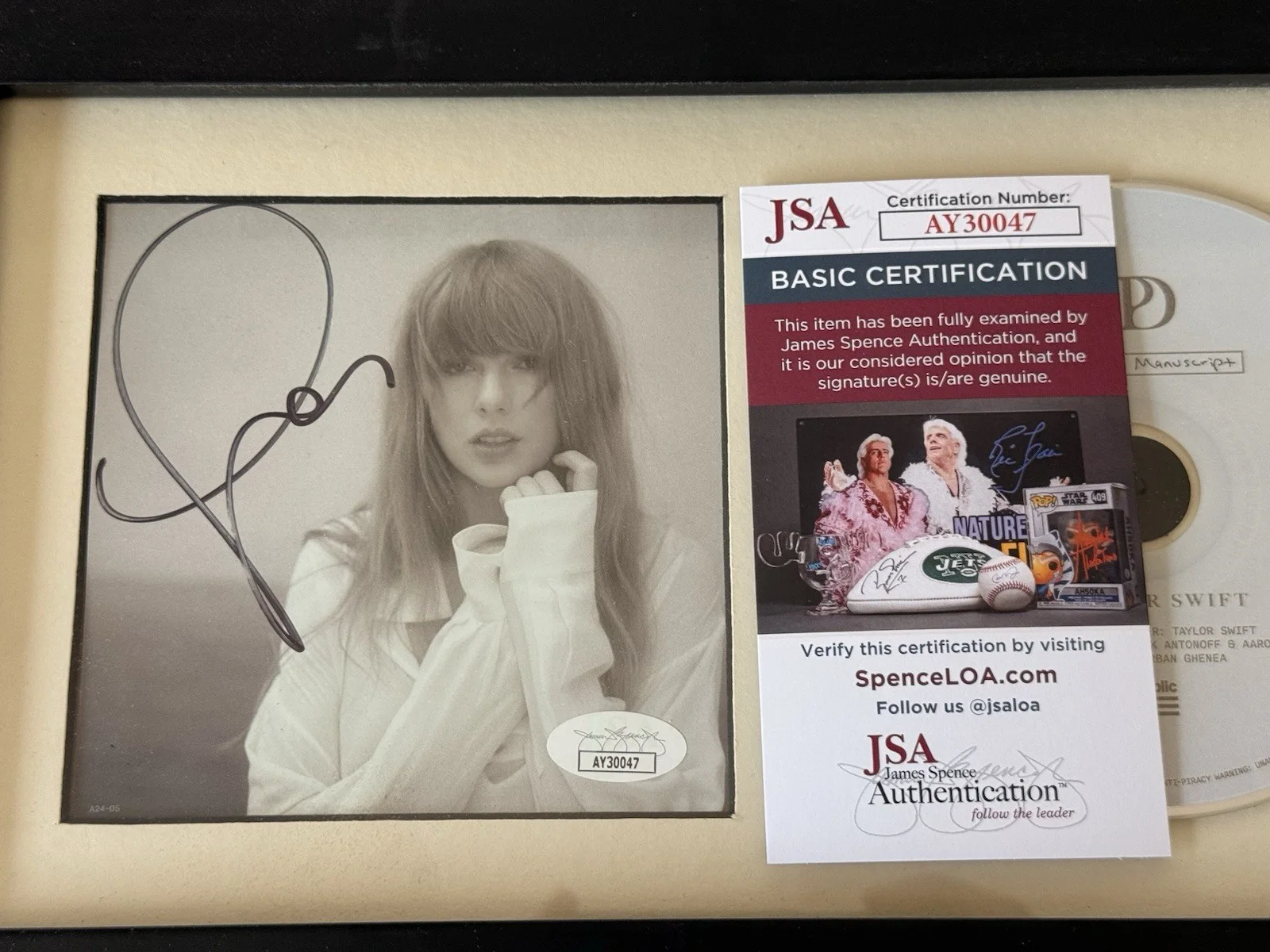 Taylor Swift The Tortured Poets Department Signed CD JSA COA, изображение 3