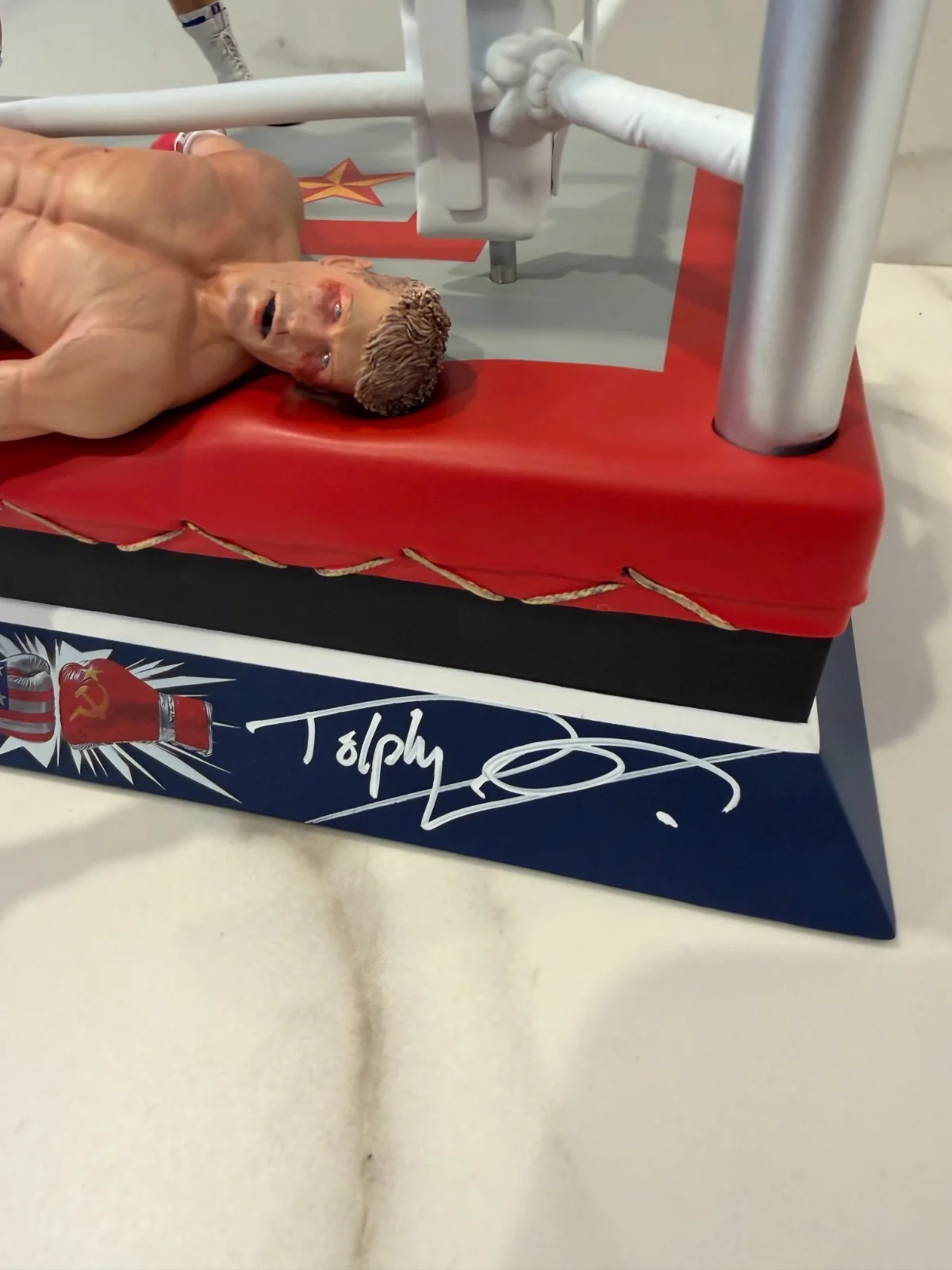 Sylvester Stallone, Dolph Lundgren — Sylvester Stallone & Dolph Lundgren Autographed ROCKY IV 1/10 Statue ASI Proof, изображение 3