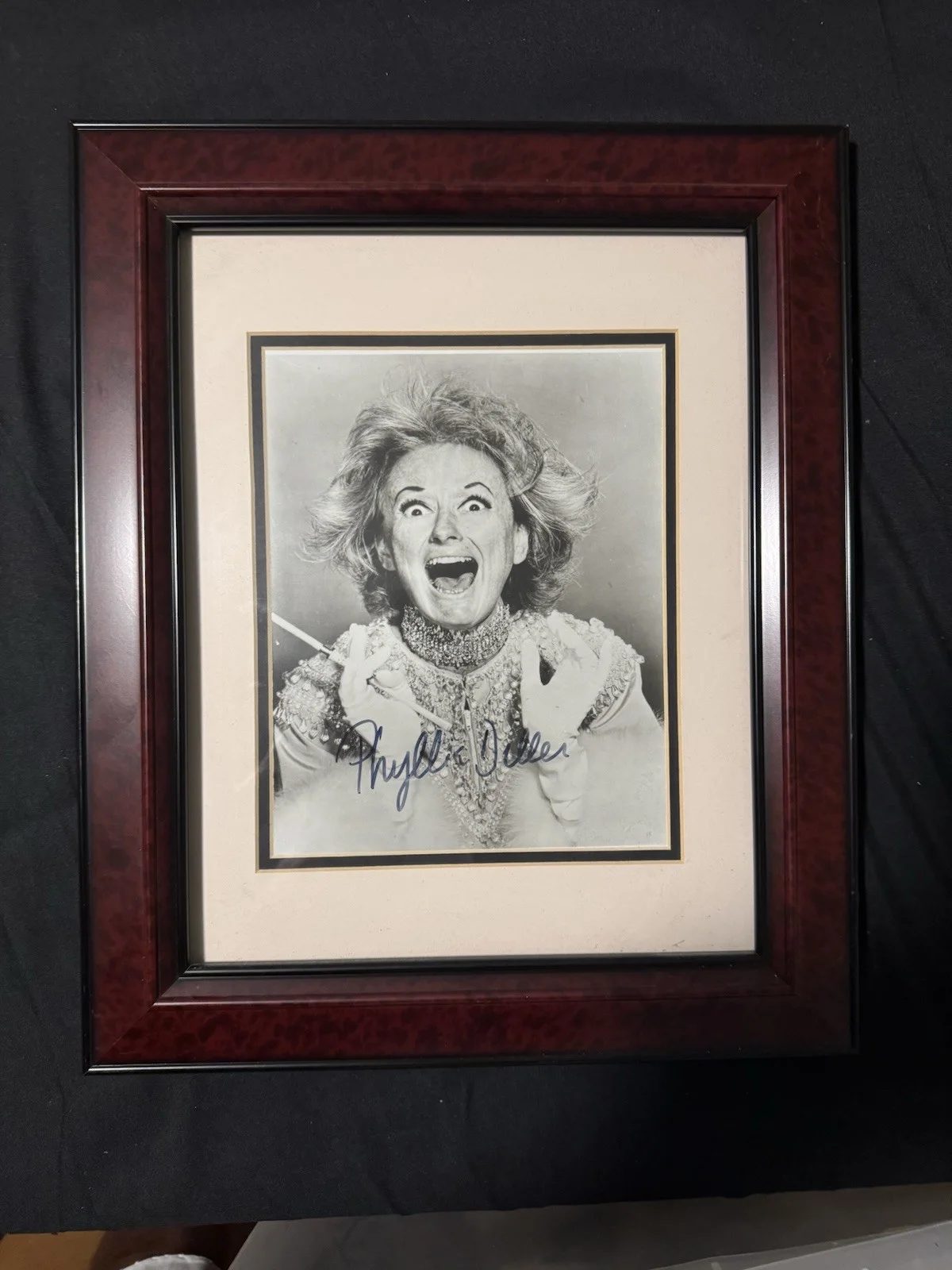 Comedian/Actress Phylis’s Diller Signed Autograph w/COA, image 2