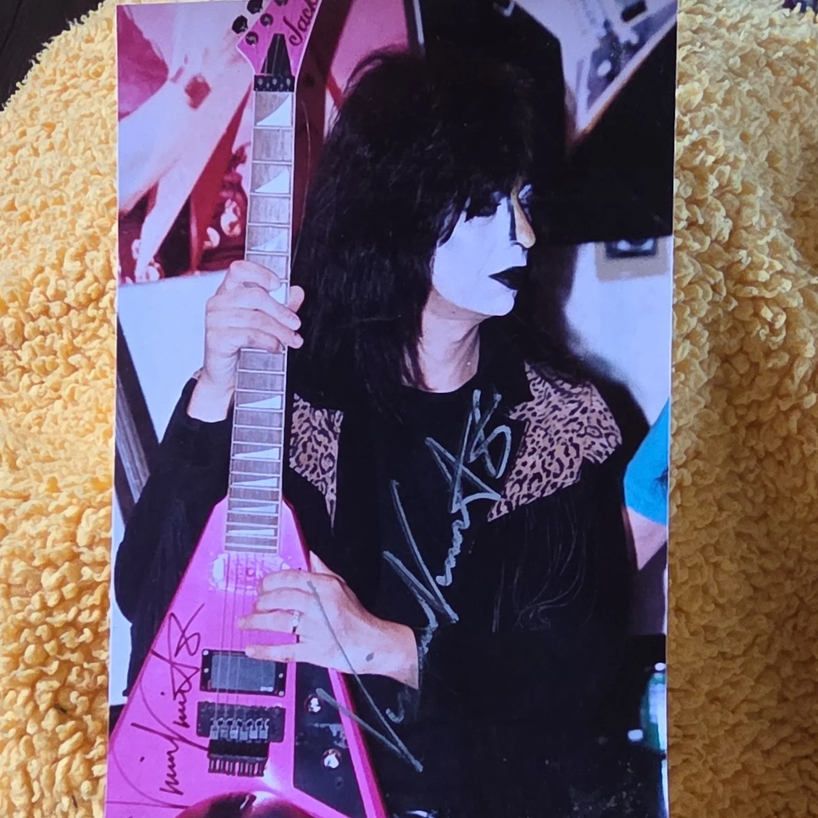 KISS Autographed 5x7 Photograph with Pink Guitar & Leopard Print Jacket, image 2