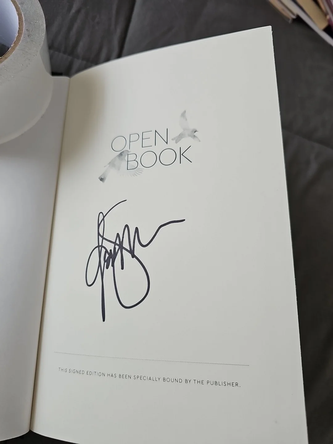 JESSICA SIMPSON authentic signed first edition autographed book OPEN BOOK, image 2