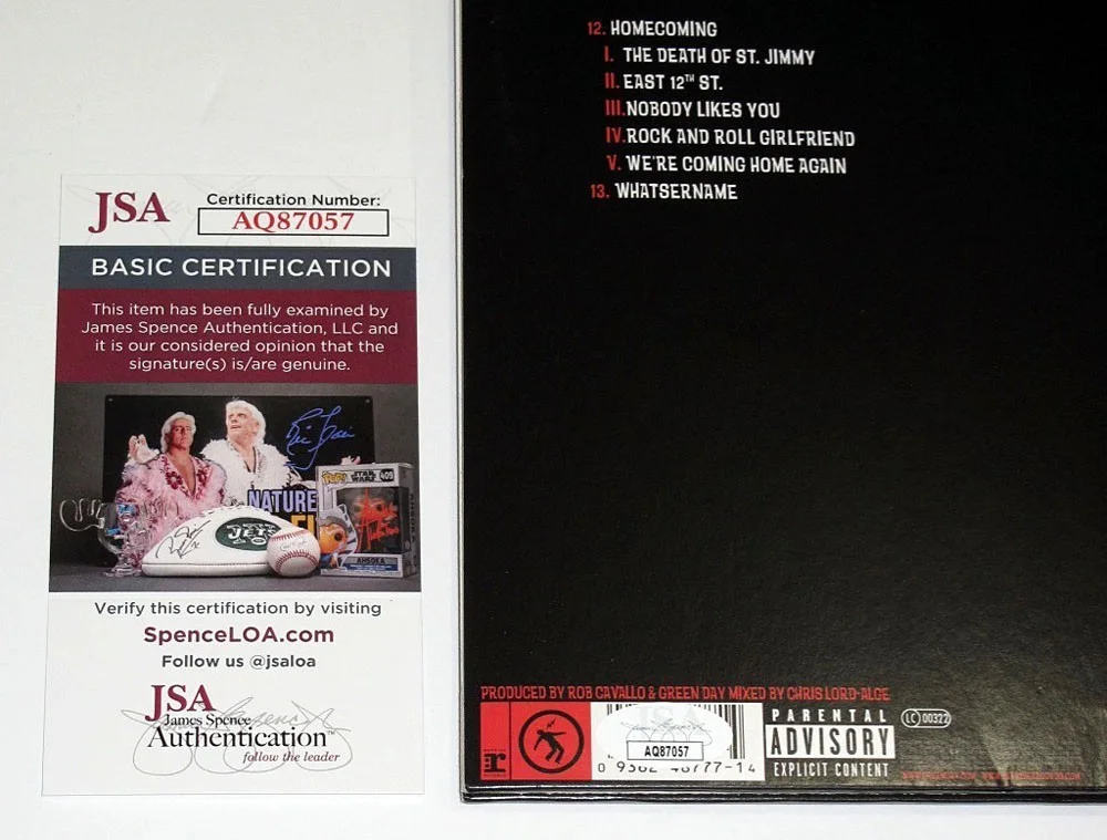 BILLY JOE ARMSTRONG, MIKE DIRNT - GREEN DAY — BILLY JOE ARMSTRONG & MIKE DIRNT signed GREEN DAY AMERICAN IDIOT Vinyl Album JSA, image 3