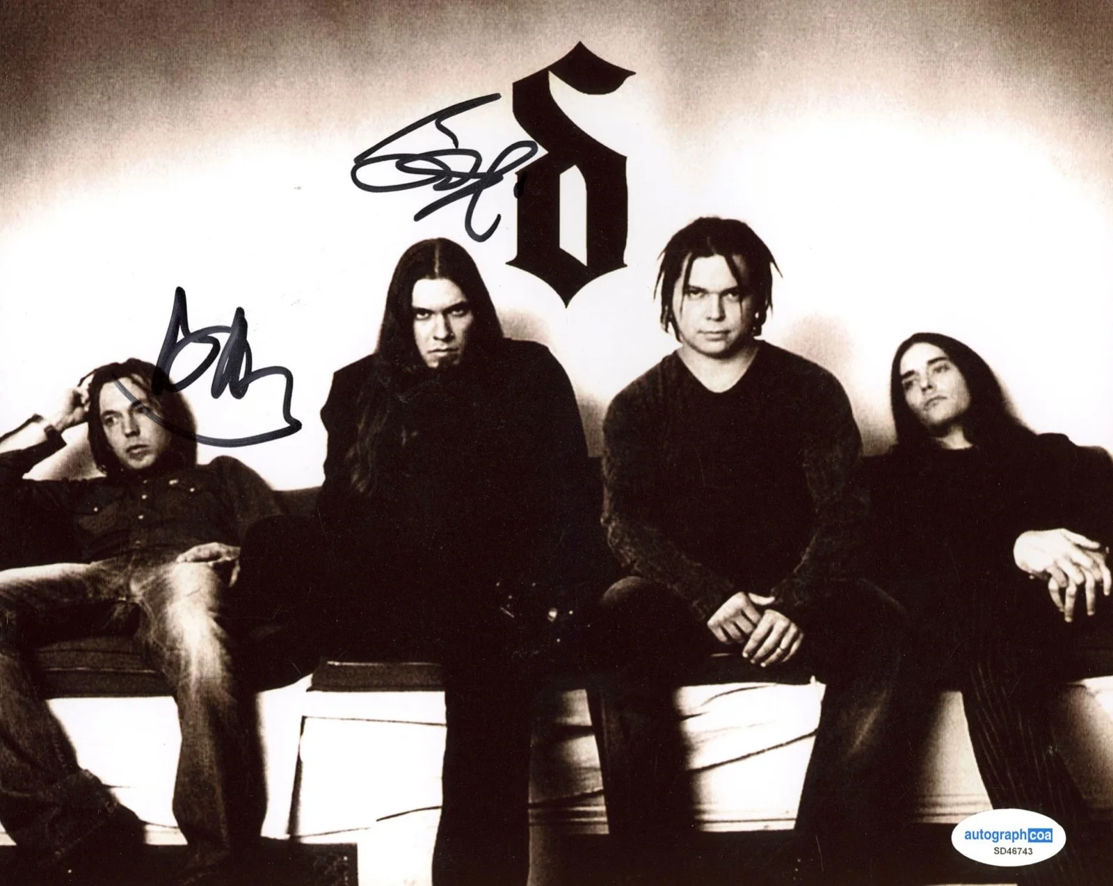SHINEDOWN - Brad Stewart, Barry Kerch — Brad Stewart & Barry Kerch signed "SHINEDOWN" 8x10 Photo BAND Autograph ACOA COA, изображение 3
