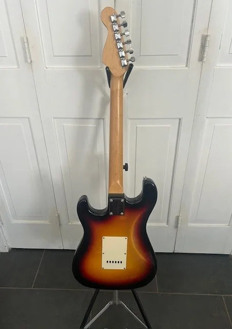 Signed Guitar Keith Urban from his First World Tour, image 2